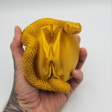 Load image into Gallery viewer, 4 inch Forbidden fruit garden of eden apple 3d print
