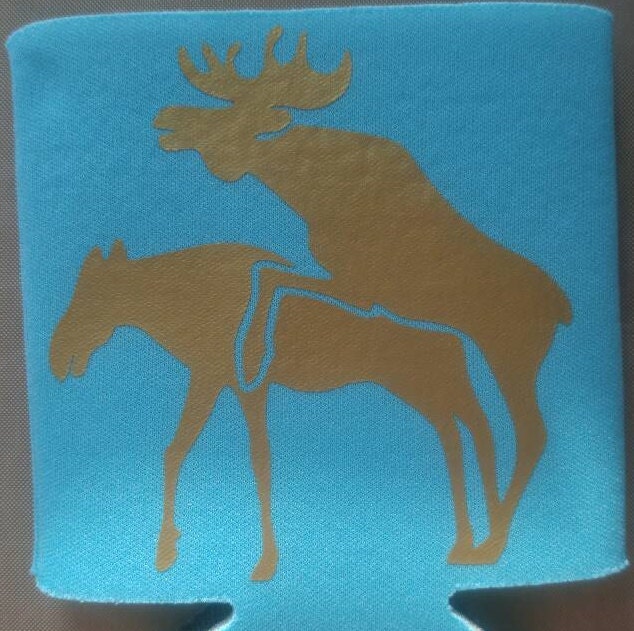 Humping moose beer can cooler