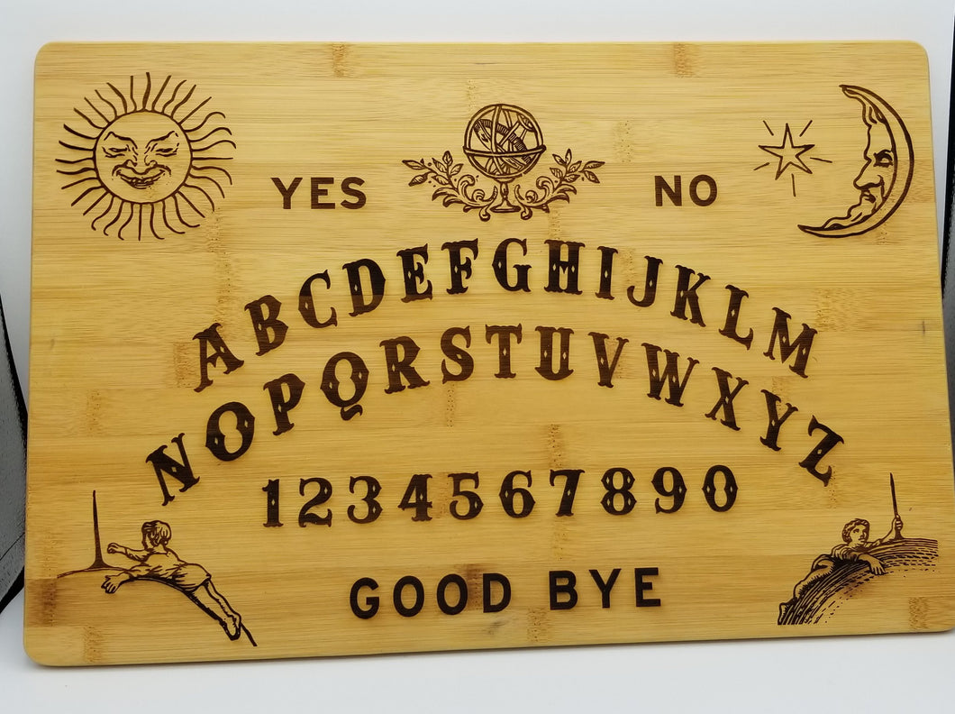 Spirit board bamboo cutting board with maple planchette