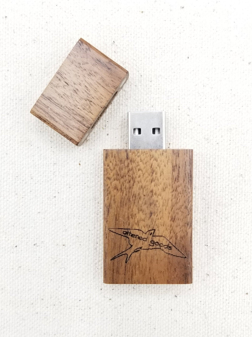 Custom 32gb usb flash drive - Altered Goods