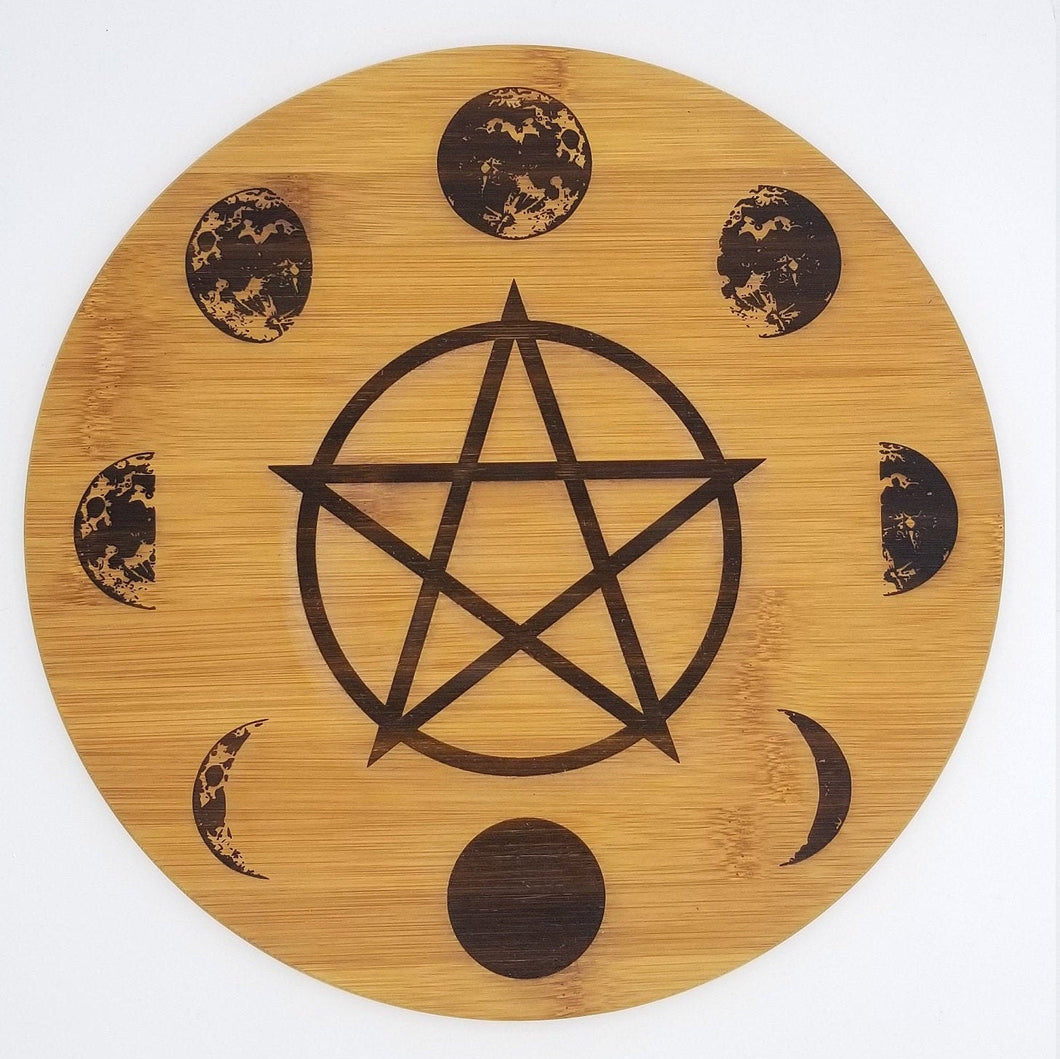 Moon phase round bamboo cutting board