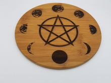 Load image into Gallery viewer, Moon phase round bamboo cutting board
